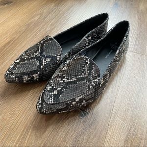 NWT Snakeskin Black Gray Loafers Flats Shoes Women’s Ladies Memory Foam Sz: 6.5